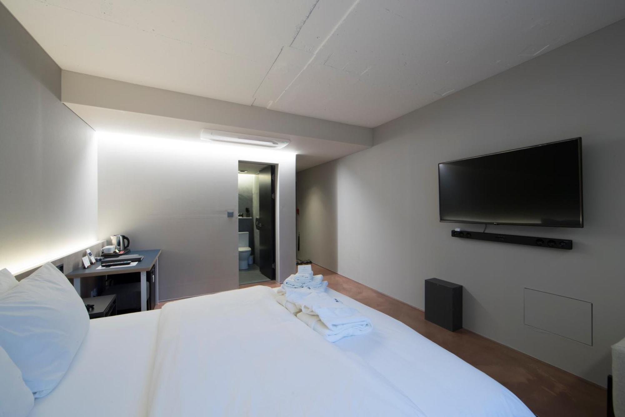 Hotel H Seoul Exterior photo